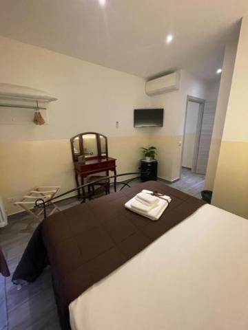 Home Meryem Locazione Turistica Verona Eksteriør billede
