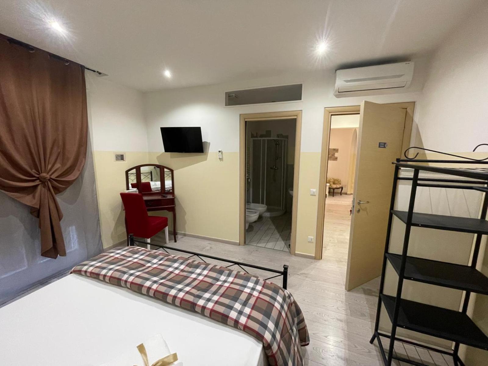 Home Meryem Locazione Turistica Verona Eksteriør billede